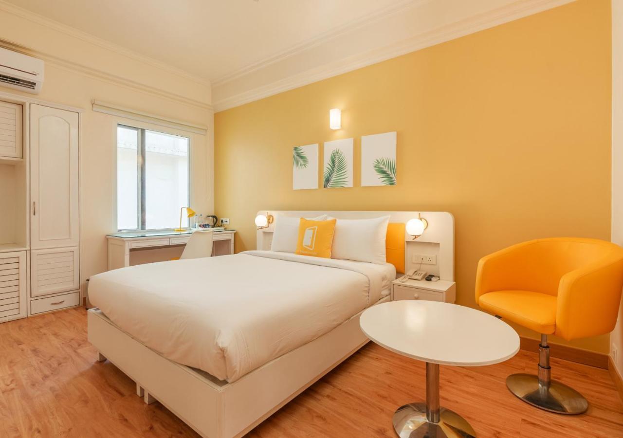 Bloom Boutique - Connaught Place Area Нью-Делі Екстер'єр фото